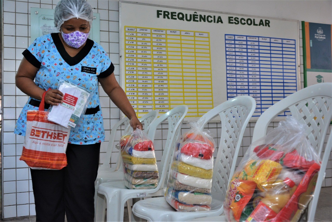 Fóruns Territoriais de Fortaleza - Fórun Territorial Barra do Ceará - Campanha O Amor Alimenta chega aos bairros com os mais baixos IDH da Regional I