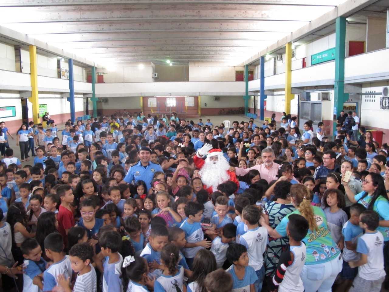 Fóruns Territoriais de Fortaleza - Fórun Territorial Canindezinho, Parque Santa Rosa, Parque Presidente Vargas, Conjunto Esperança, Parque São José, Novo Mondubim e Aracapé - Prefeitura inicia entrega de brinquedos arrecadados na Campanha Criança Cidadã