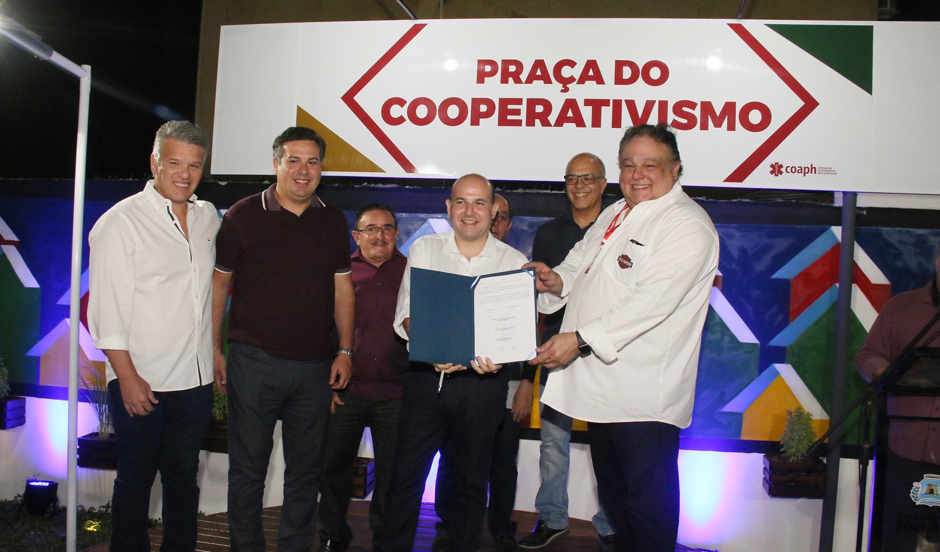 Fóruns Territoriais de Fortaleza - Fórun Territorial São João do Tauape, Dionisio Torres e Joaquim Távora - Prefeito Roberto Cláudio inaugura nova Praça do Cooperativismo