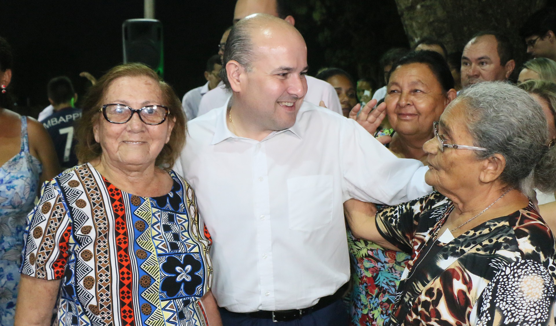 Fóruns Territoriais de Fortaleza - Fórun Territorial Cajazeiras e Barroso - Prefeito Roberto Cláudio entrega requalificação da Praça Antonio Correia