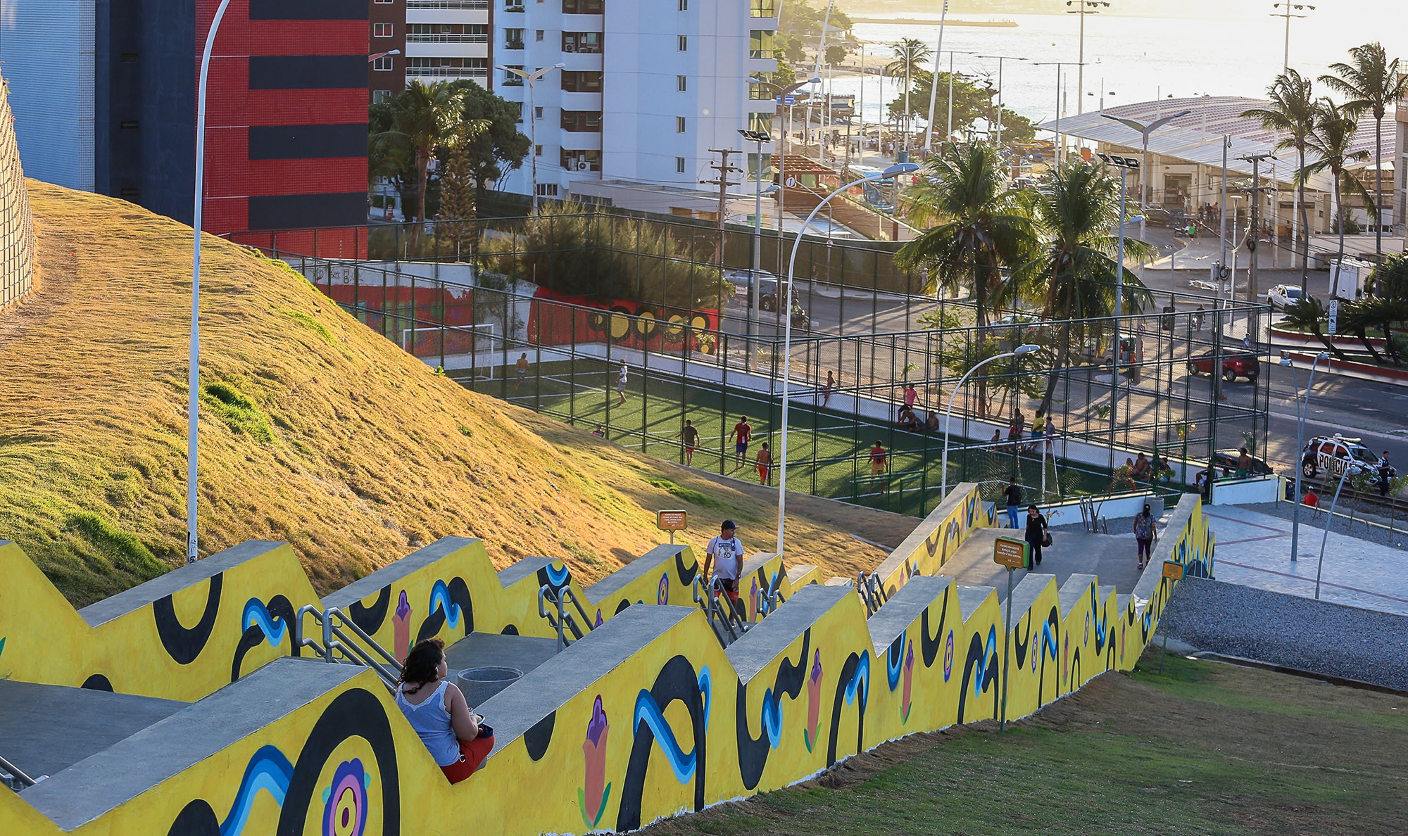 Fóruns Territoriais de Fortaleza - Fórun Territorial Vicente Pinzon, Cais do Porto e Mucuripe - Prefeitura de Fortaleza inaugura praça e Mini Areninha no Morro Santa Terezinha