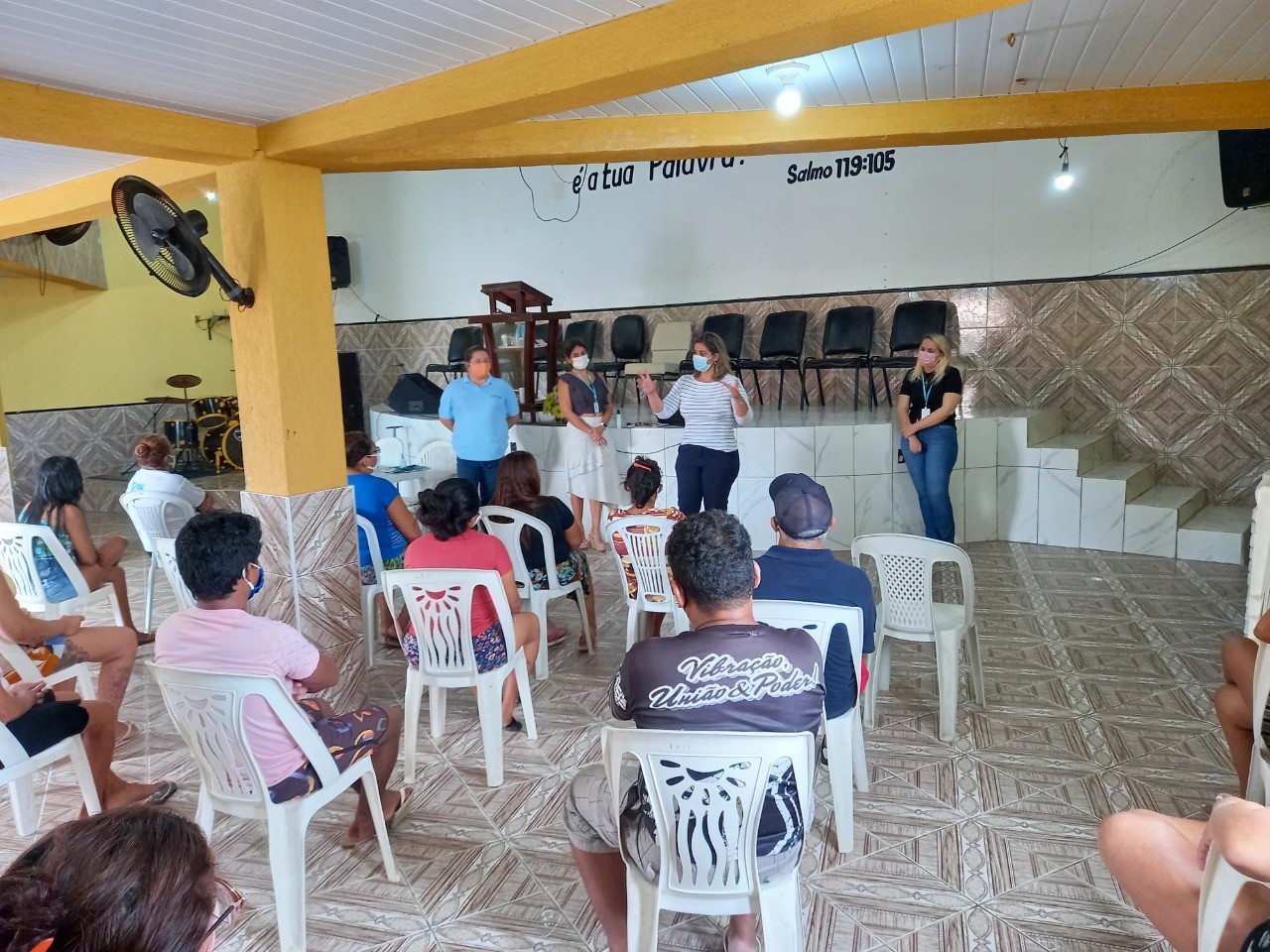 Fóruns Territoriais de Fortaleza - Fórun Territorial Vicente Pinzon, Cais do Porto e Mucuripe - Famílias do Serviluz participam de encontro sobre a política de melhorias habitacionais