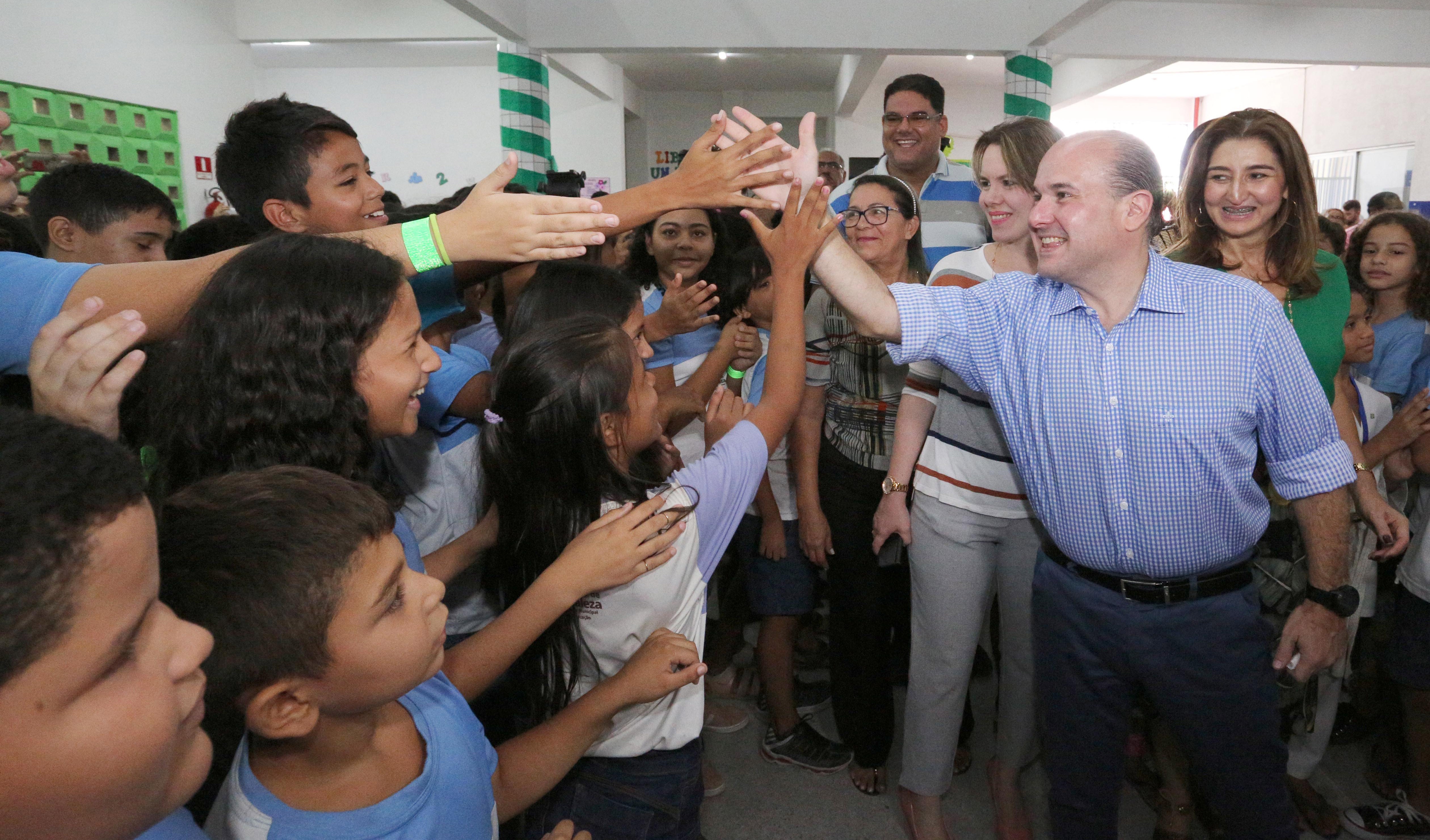 Fóruns Territoriais de Fortaleza - Fórun Territorial Autran Nunes, Dom Lustosa, Henrique Jorge, João XXIII e Jóquei Clube - Prefeito Roberto Cláudio entrega requalificação da Escola Municipal Bergson Gurjão Farias