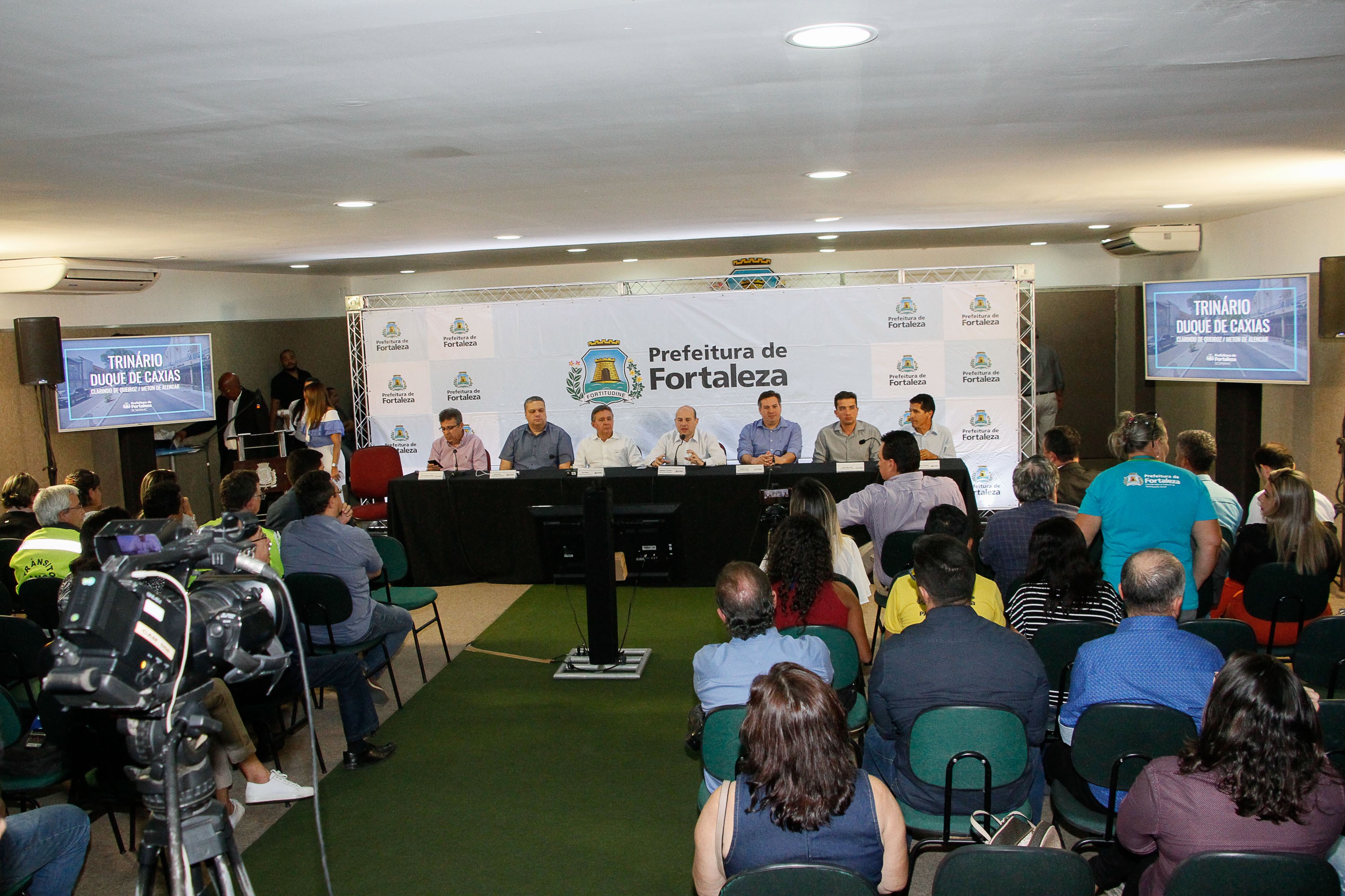 Fóruns Territoriais de Fortaleza - Fórun Territorial Centro, Moura Brasil e Praia de Iracema - Prefeito Roberto Cláudio apresenta projeto de implantação do primeiro trinário de Fortaleza