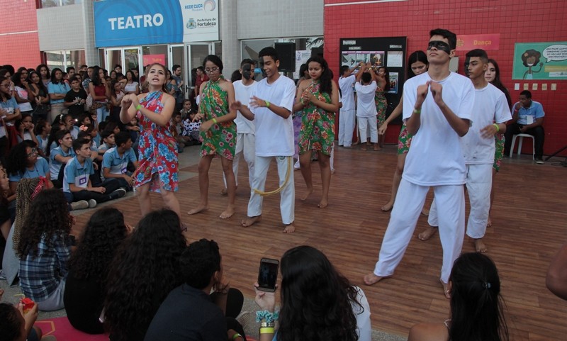 Fóruns Territoriais de Fortaleza - Fórun Territorial Centro, Moura Brasil e Praia de Iracema - IV Festival de Artes e Protagonismo Juvenil acontece nesta quinta-feira (12/12)