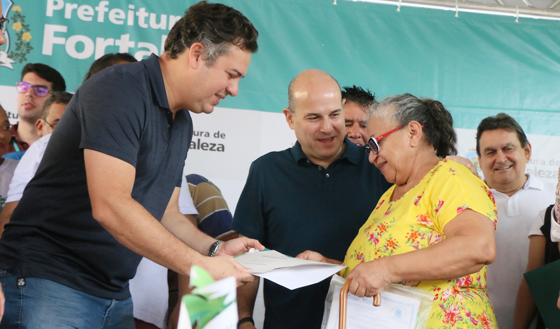 Fóruns Territoriais de Fortaleza - Fórun Territorial Conjunto Palmeiras e Jangurussu - Prefeitura de Fortaleza e Governo do Estado entregam 483 novos títulos de regularização fundiária