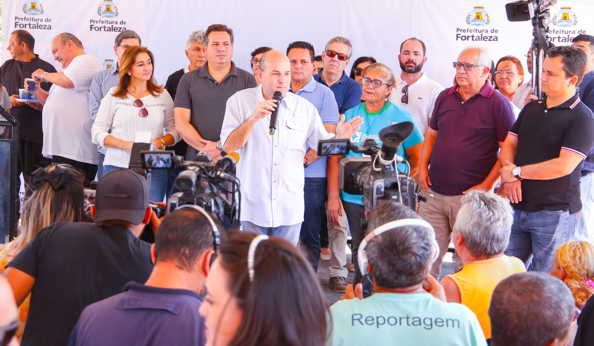 Fóruns Territoriais de Fortaleza - Fórun Territorial Cajazeiras e Barroso - Prefeito Roberto Cláudio assina ordem de serviço para construção de Centro de Educação Infantil no Barroso