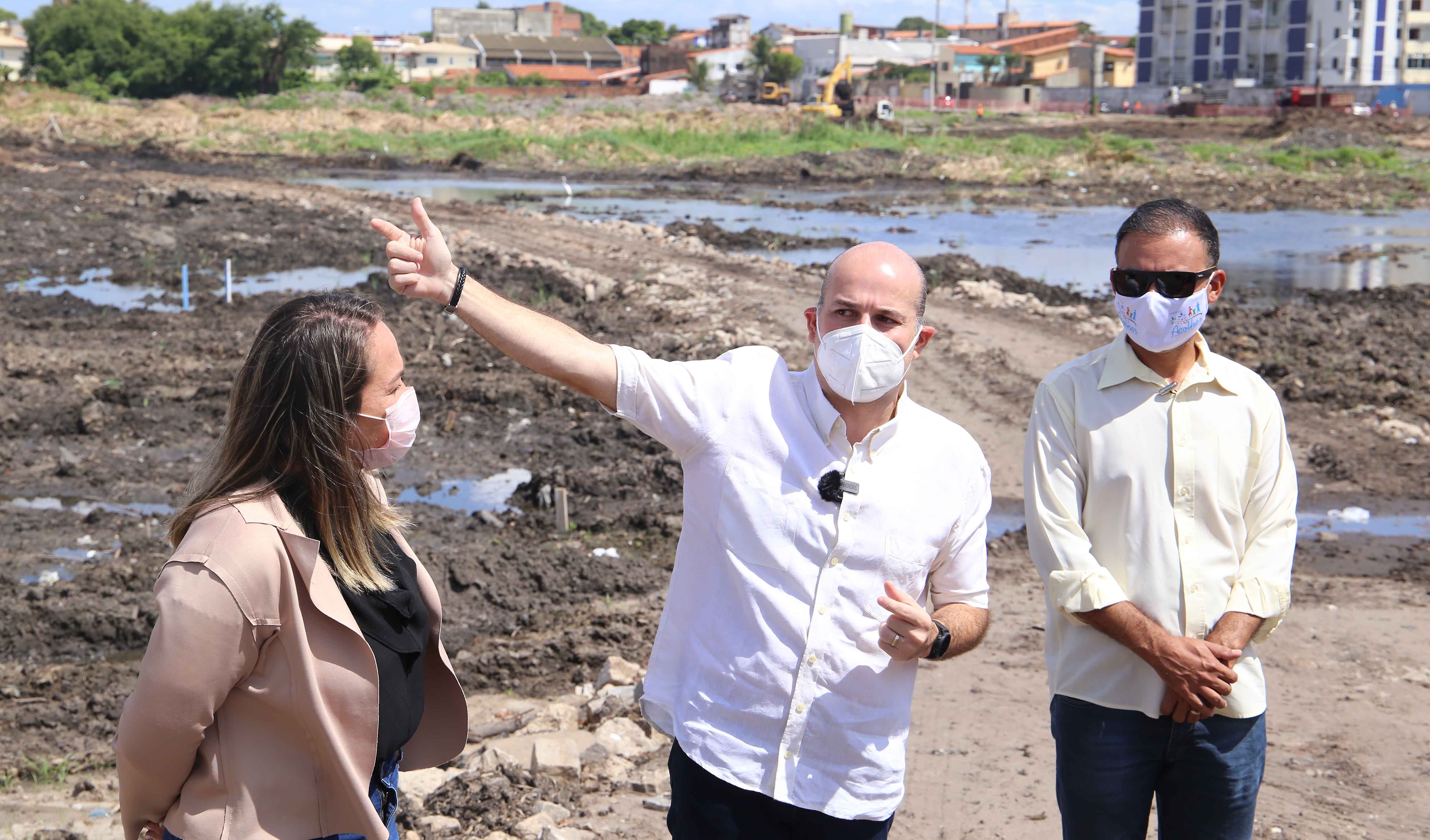 Fóruns Territoriais de Fortaleza - Fórun Territorial Alvaro Weyne, Floresta e Jardim Iracema - Prefeito Roberto Cláudio acompanha obras em andamento na Regional I