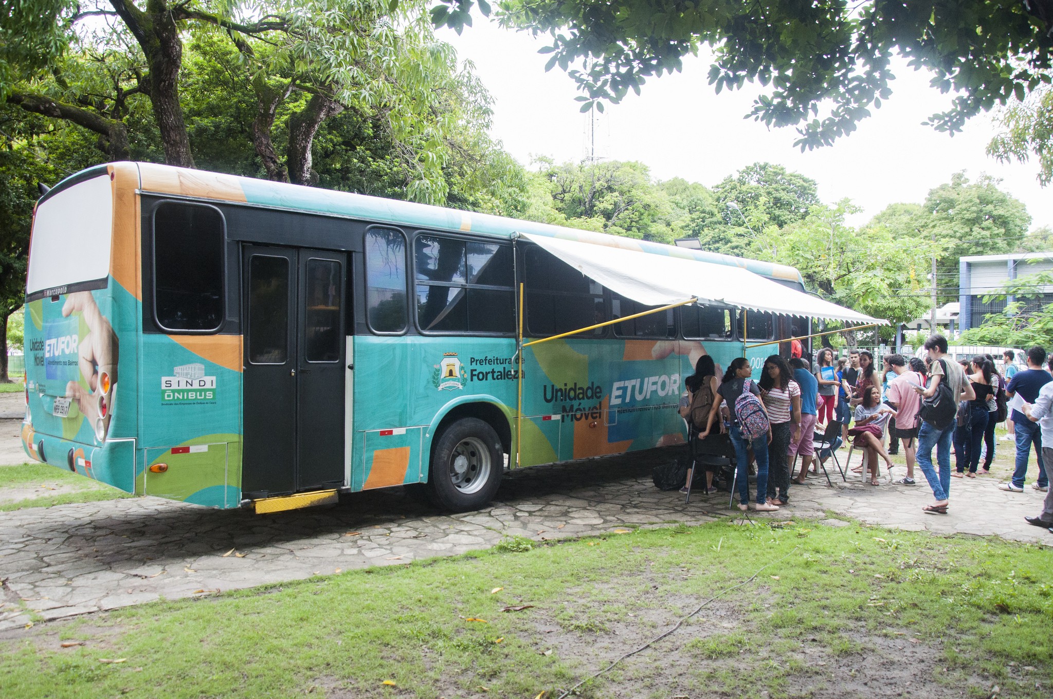 Fóruns Territoriais de Fortaleza - Fórun Territorial Cambeba, Parque Iracema e Messejana - Bairros Vila Velha e Messejana recebem unidade móvel da Etufor