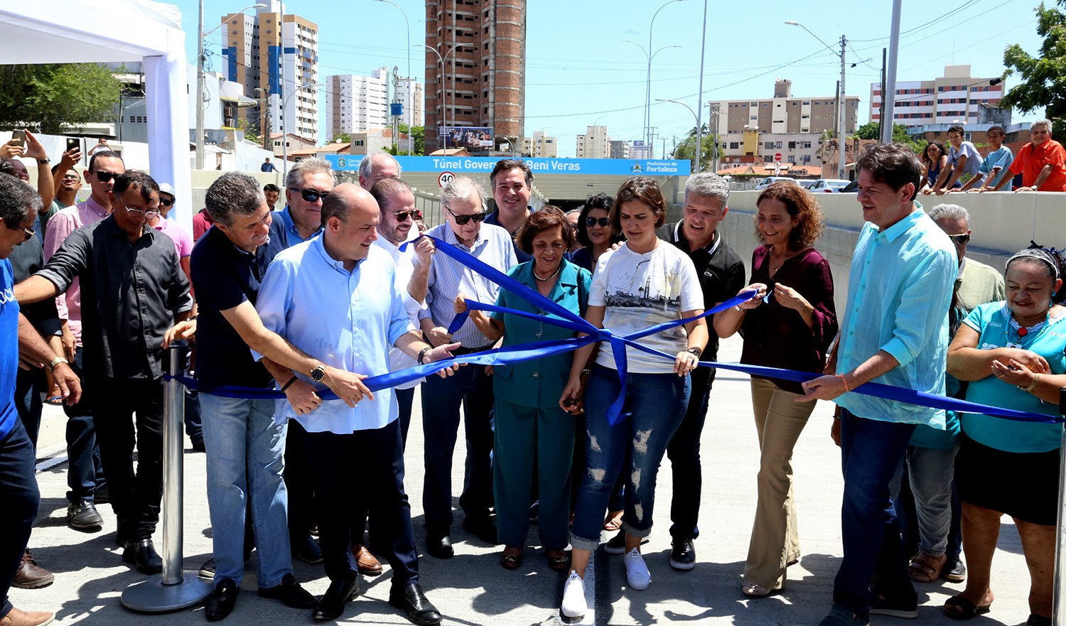 Fóruns Territoriais de Fortaleza - Fórun Territorial Papicu, Varjota e De Lourdes - Prefeito Roberto Cláudio e vice-governadora Izolda Cela inauguram túnel da Avenida Alberto Sá