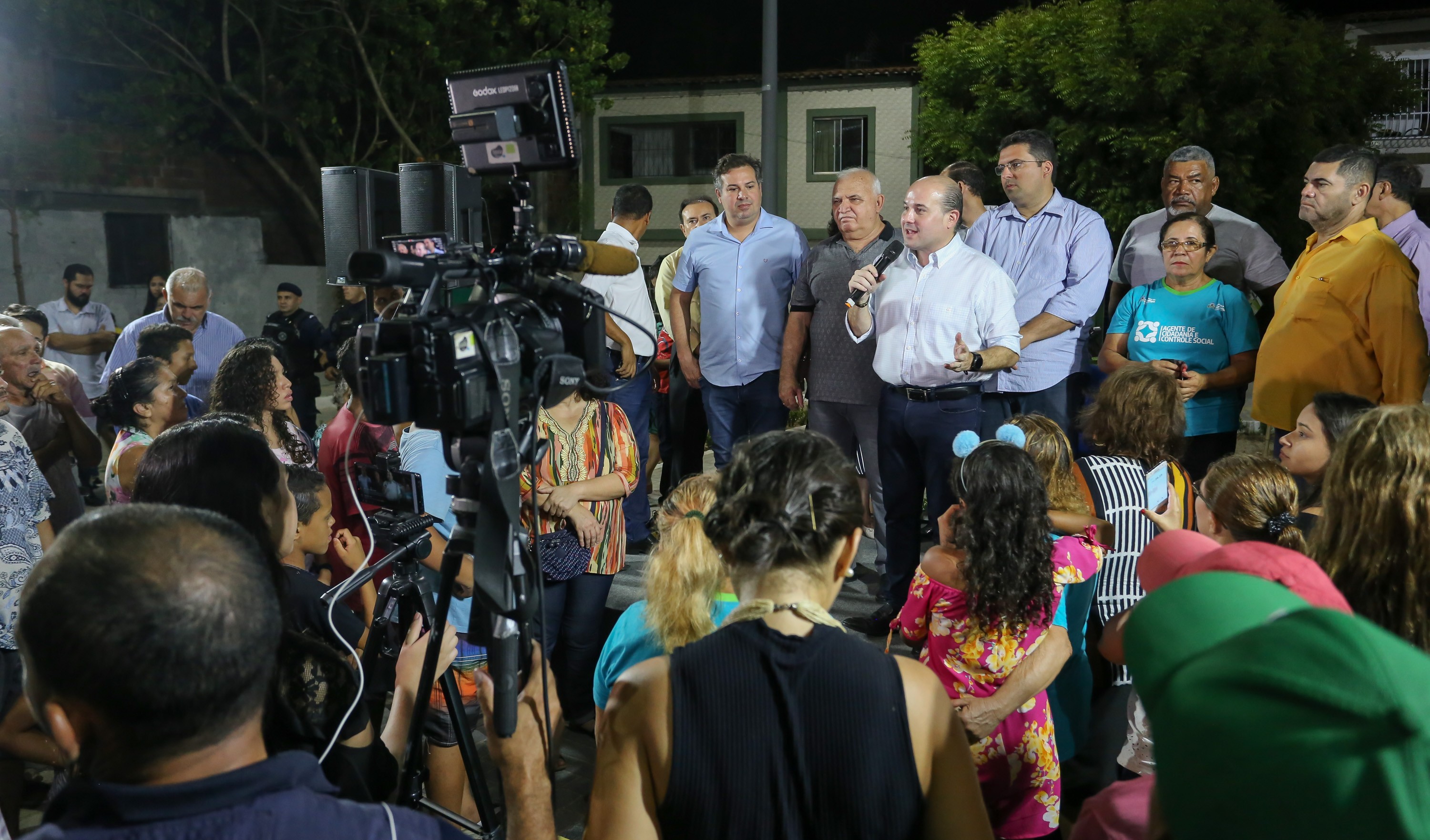 Fóruns Territoriais de Fortaleza - Fórun Territorial Vila Velha e Jardim Guanabara - Prefeito Roberto Cláudio entrega reforma da Praça do Canal da Palmácia