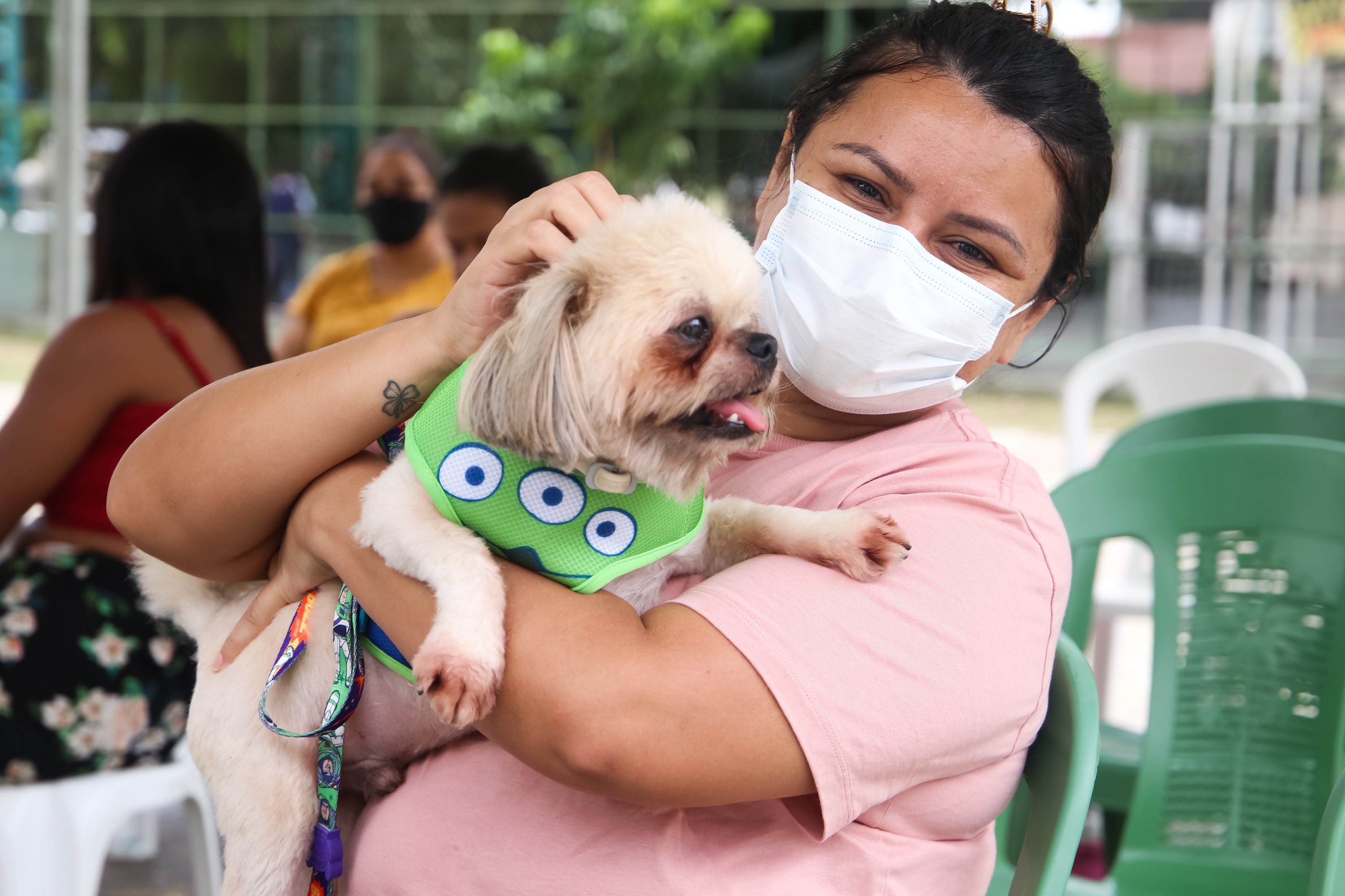 Fóruns Territoriais de Fortaleza - Fórun Territorial Cambeba, Parque Iracema e Messejana - Prefeitura de Fortaleza leva atendimento veterinário e ação educativa para Praça do Lago Jacarey