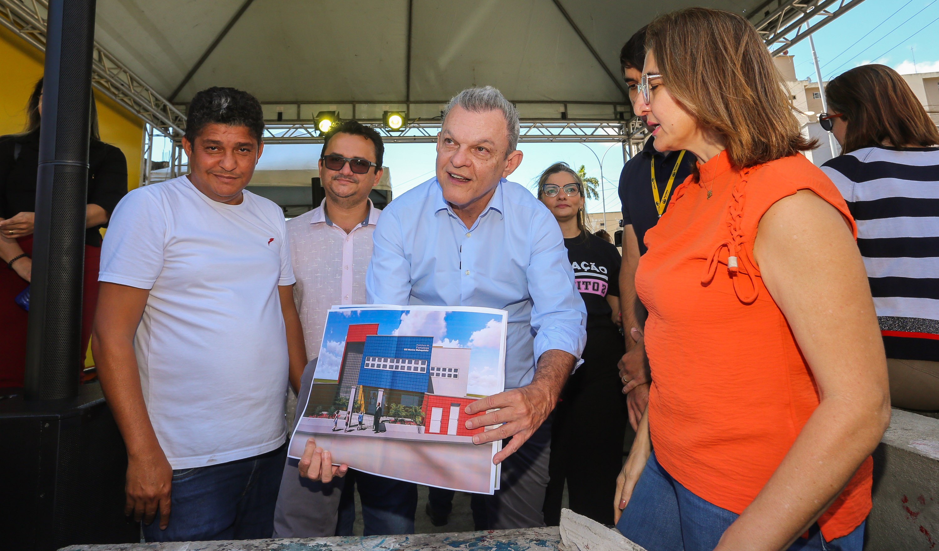 Fóruns Territoriais de Fortaleza - Fórun Territorial Papicu, Varjota e De Lourdes - Sarto assina ordem de serviço para construção do CEI Menino Maluquinho, no Papicu