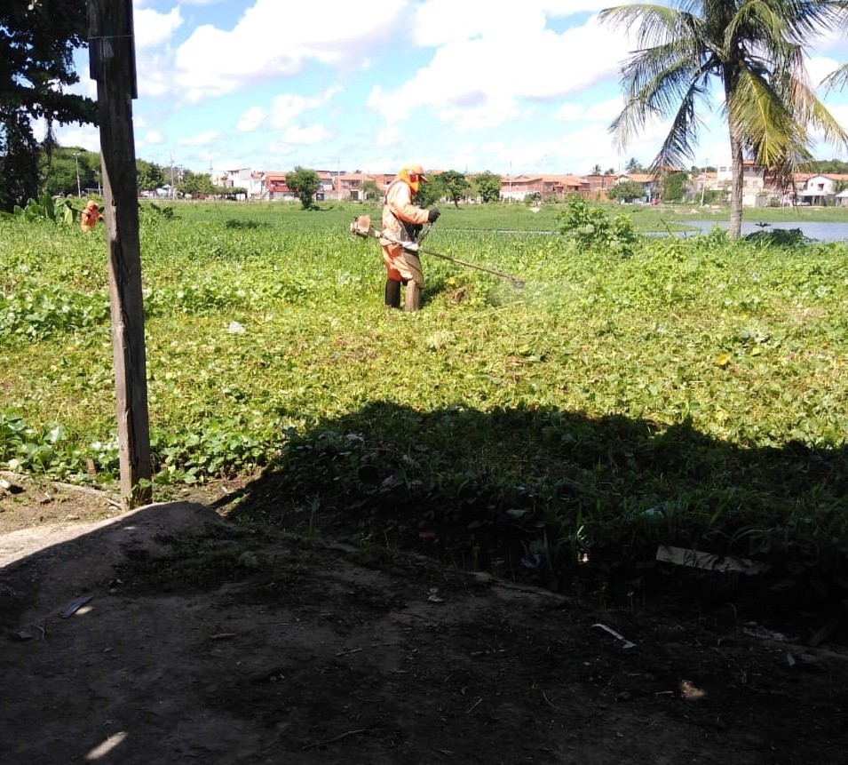 Fóruns Territoriais de Fortaleza - Fórun Territorial Alvaro Weyne, Floresta e Jardim Iracema - Prefeitura de Fortaleza realiza operação de limpeza e capinação no entorno da Lagoa do Urubu