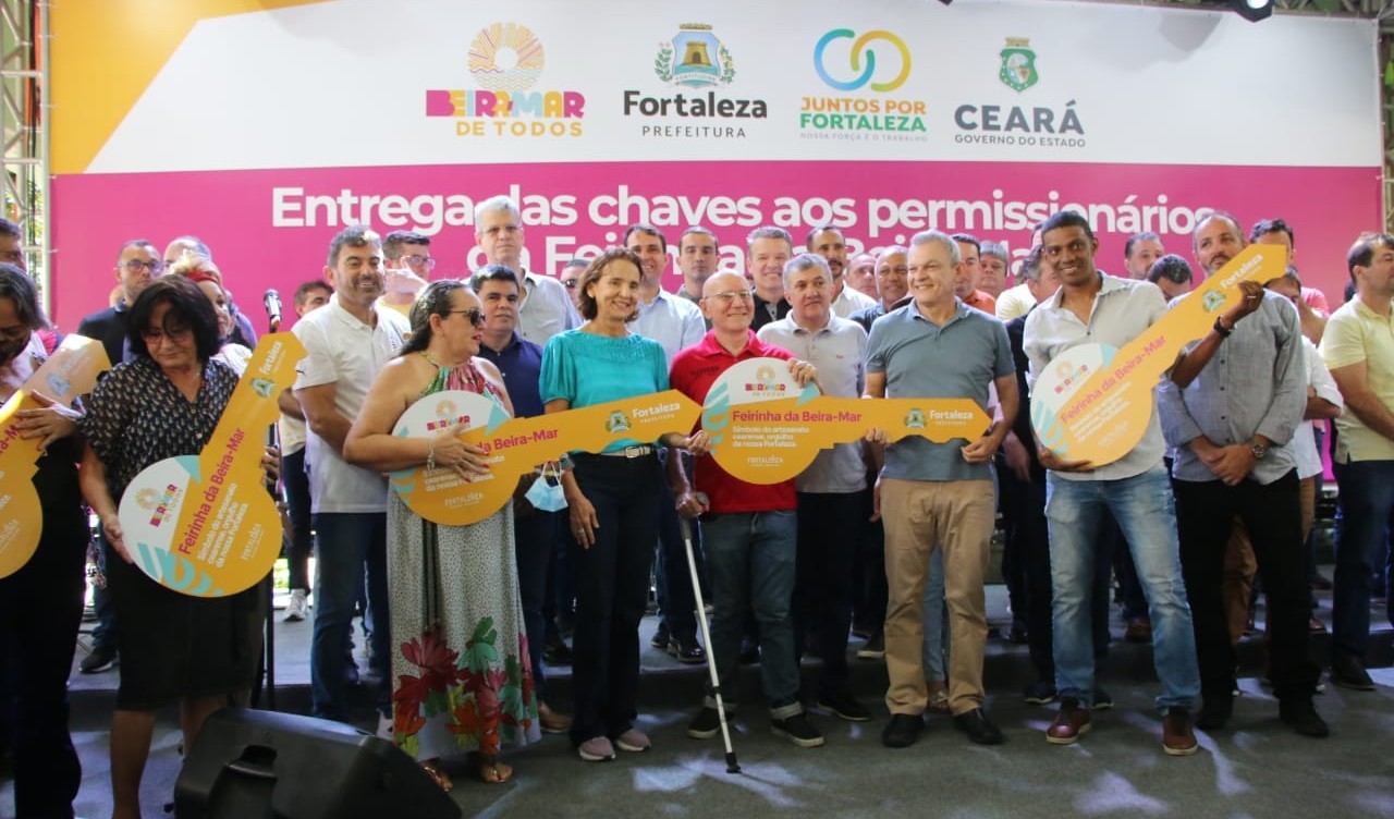 Fóruns Territoriais de Fortaleza - Fórun Territorial Aldeota, Meireles - Prefeitura entrega chaves de boxes da nova Feirinha da Beira-Mar