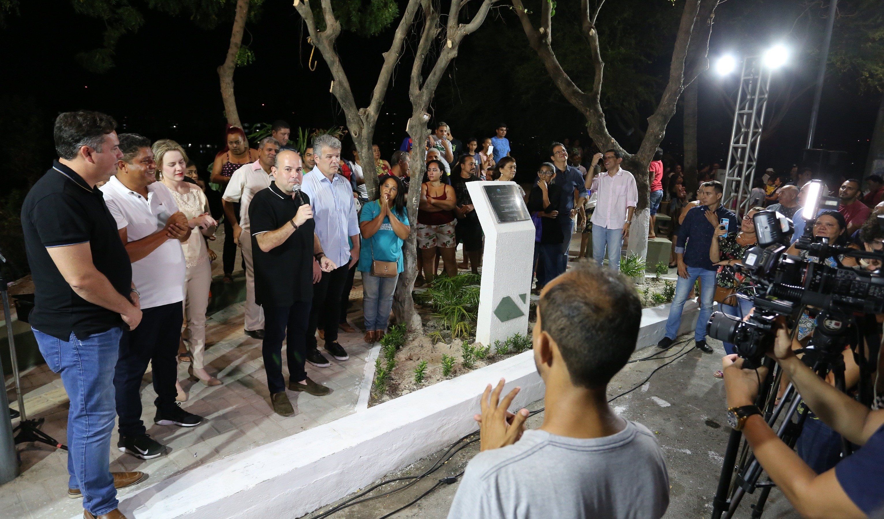 Fóruns Territoriais de Fortaleza - Fórun Territorial Vicente Pinzon, Cais do Porto e Mucuripe - Prefeito Roberto Cláudio entrega praças requalificadas no Vicente Pinzón