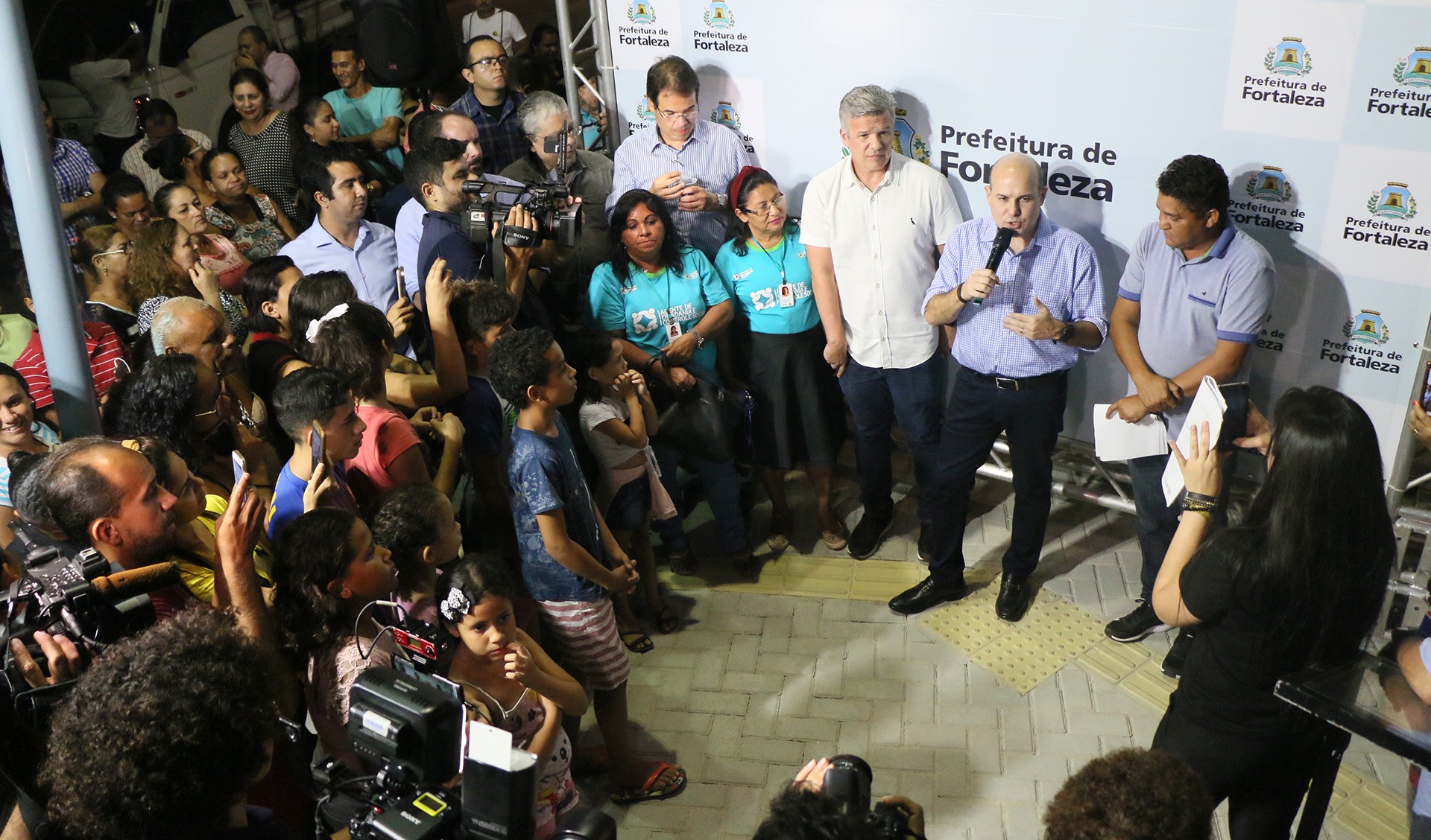 Fóruns Territoriais de Fortaleza - Fórun Territorial Vicente Pinzon, Cais do Porto e Mucuripe - Prefeito Roberto Cláudio entrega requalificação da Praça Fateixa no bairro Vicente Pinzón