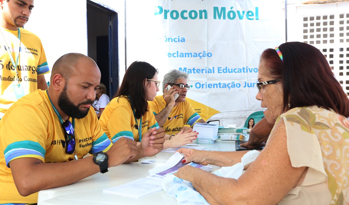 Fóruns Territoriais de Fortaleza - Fórun Territorial Papicu, Varjota e De Lourdes - Procon Fortaleza celebra 29 anos do CDC com atendimento nos terminais de ônibus da Parangaba e do Papicu