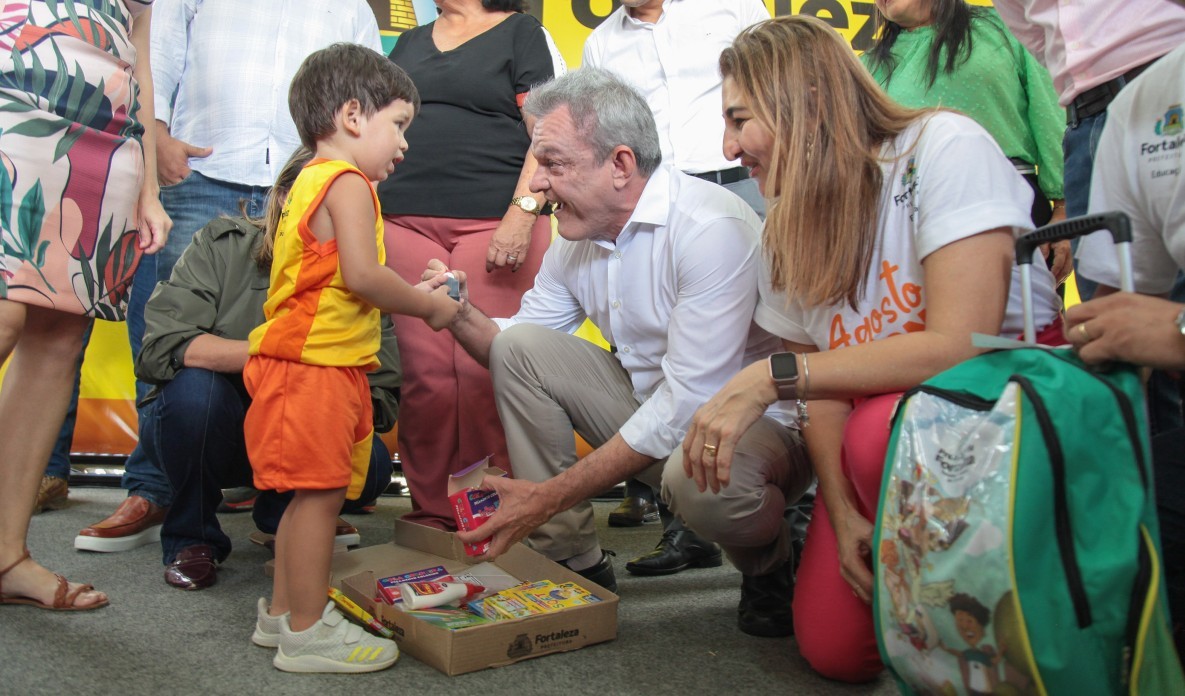 Fóruns Territoriais de Fortaleza - Fórun Territorial Prefeito José Walter e Planalto Ayton Senna - No Dia do Estudante, Sarto inaugura 15º CEI da gestão no José Walter