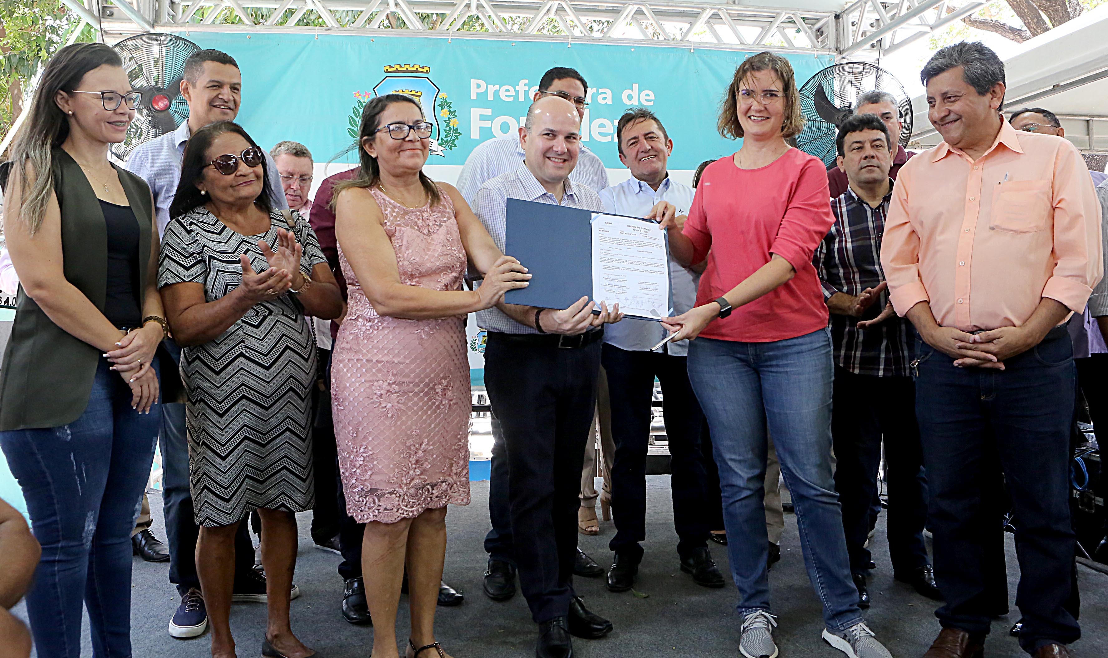 Fóruns Territoriais de Fortaleza - Fórun Territorial Conjunto Ceará I, Conjunto Ceará II e Genibau - Prefeito Roberto Cláudio autoriza requalificação da Av. Senador Fernandes Távora