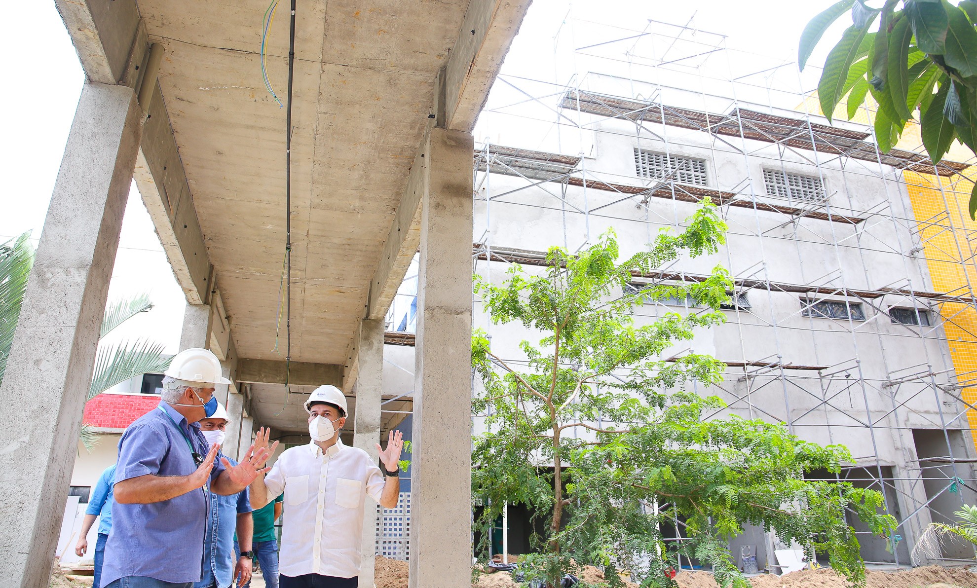 Fóruns Territoriais de Fortaleza - Fórun Territorial Autran Nunes, Dom Lustosa, Henrique Jorge, João XXIII e Jóquei Clube - Prefeito Roberto Cláudio visita obras do Hospital da Criança